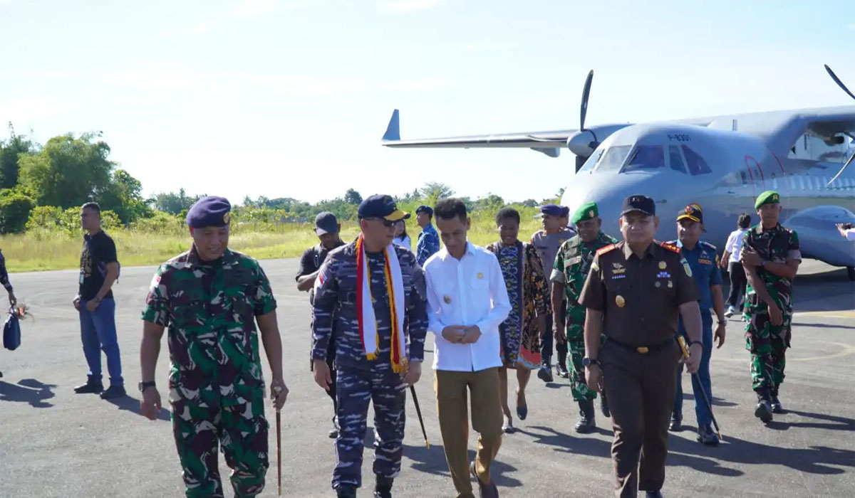 DRAMATIS! Dankodaeral IX Datangi Lanal Aru, Sinergi Kuat TNI AL di Perbatasan Jadi Sorotan